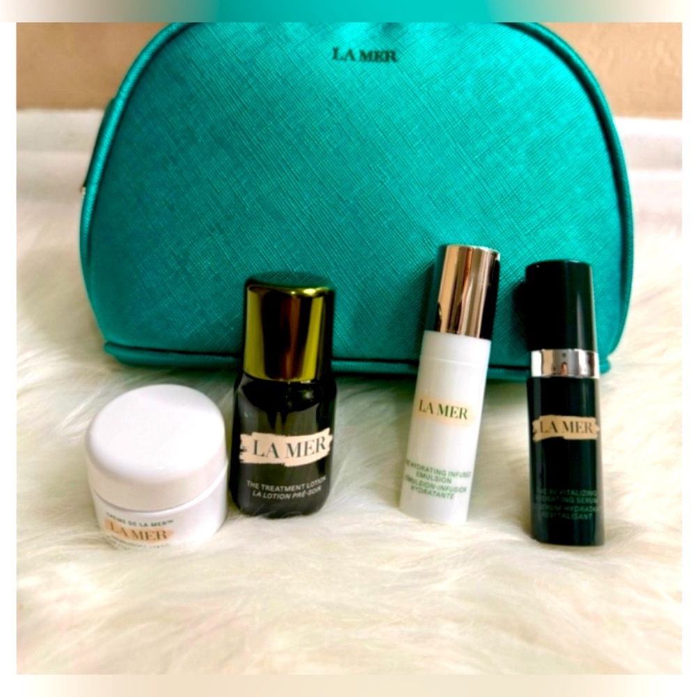La Mer Makeup Bag With La Mer Samples New